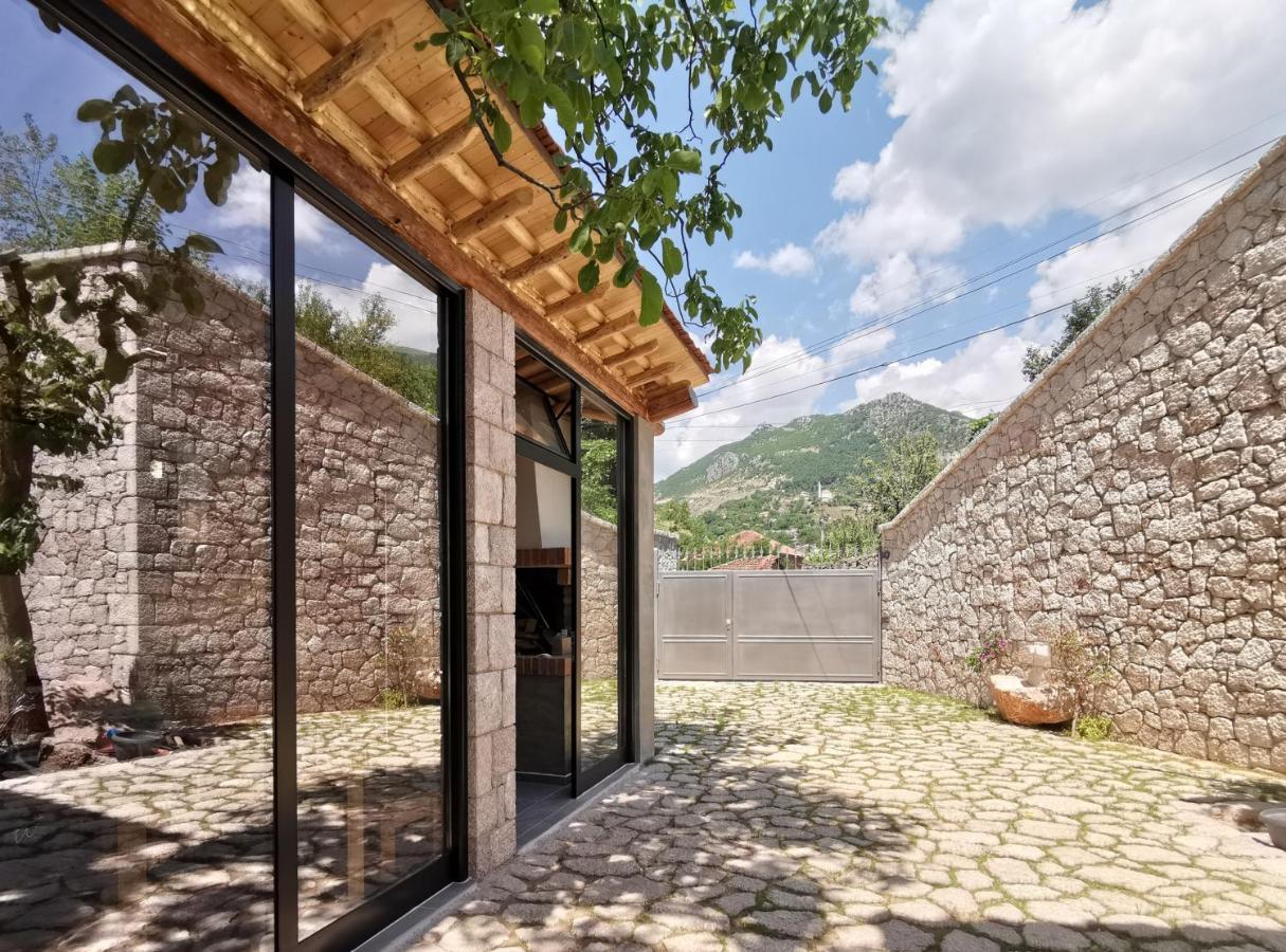Vila Rira - Rrajce, Shebenik Perrenjas Exterior photo